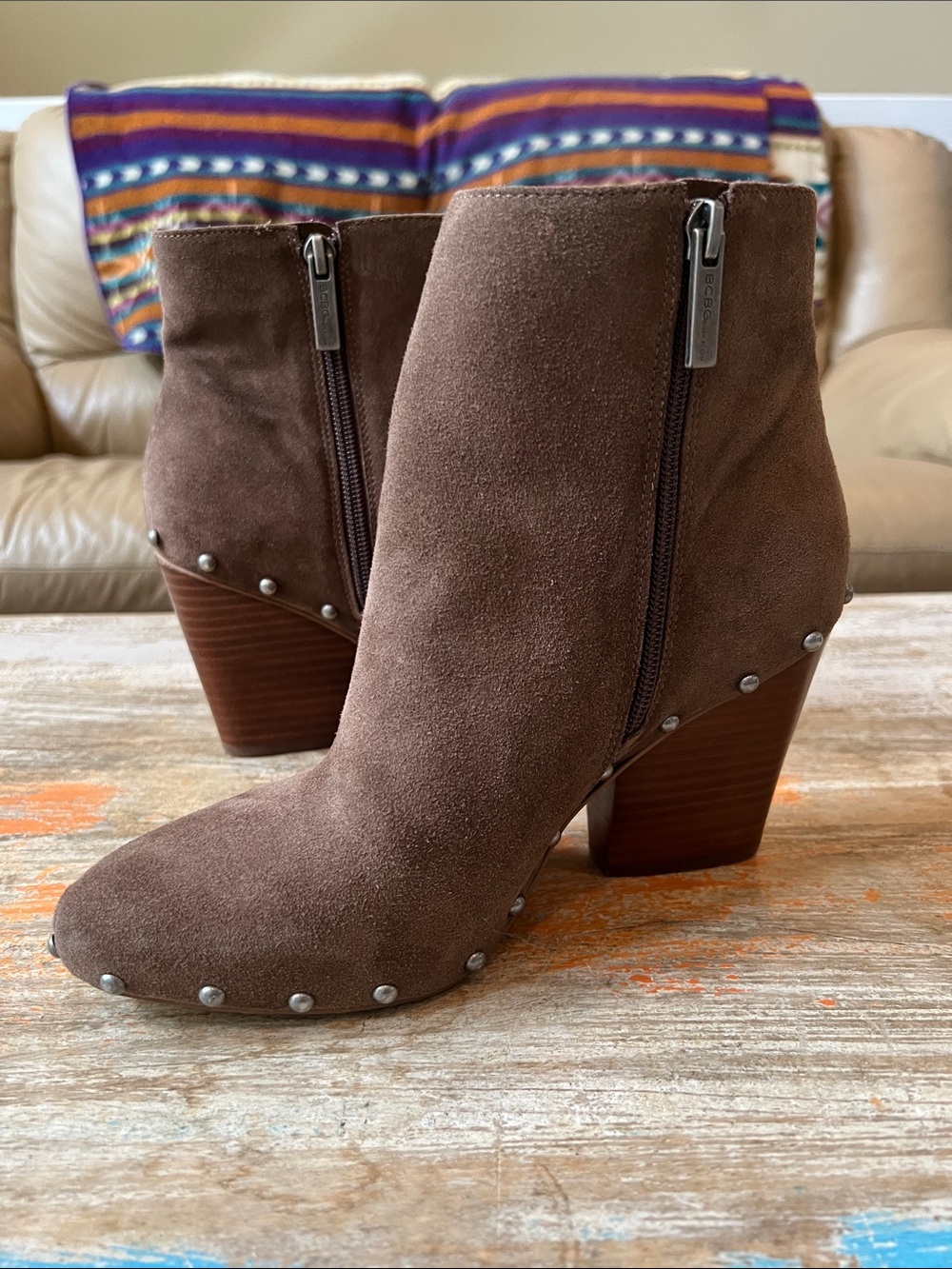 BCBGENERATION Jonnie Suede Ankle Bootie SZ 7.5